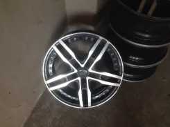 Sakura Wheels 370. 7.5x17", 5x114.30