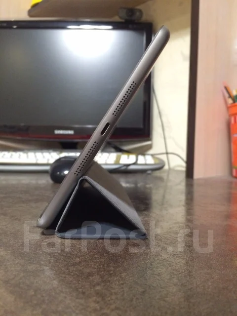 Apple iPad mini 3 Wi-Fi 64Gb ����