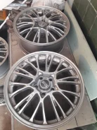 OZ Racing Botticelli. 8.0x18", 5x114.3, ET35 ����