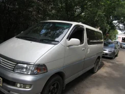 Toyota Hiace Regius. �������, 4wd, 3.0 (125��.�.), ������, 191 000����. �� ����