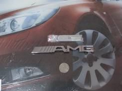 Эмблема решетки. Mercedes-Benz