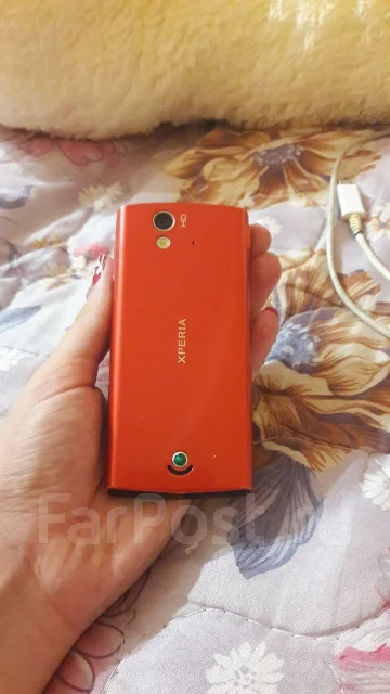 Sony Ericsson Xperia ray. �/� ����