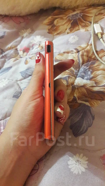 Sony Ericsson Xperia ray. �/� ����