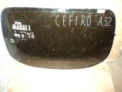 Стекло заднее. Nissan Cefiro, A32