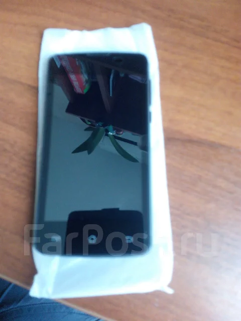 Highscreen Spark. ����� ����