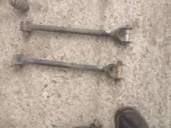 Тяга продольная. Toyota Cresta, JZX90, SX90, LX90, JZX100, GX100, GX90, LX100 Toyota Mark II, GX90, JZX100, GX100, LX90, JZX90, LX100, SX90 Toyota Cha...