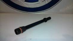 Направляющая масляного щупа. Volkswagen: Caddy, Passat, Jetta, Scirocco, Sharan, Beetle, Polo, Eos, Touran, Golf Seat: Ibiza, Inca, Cordoba, Altea, Le...