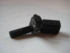 Датчик вращения колеса VW, Audi, Skoda, Seat WHT003857 перед. лев. Volkswagen: Passat, Caddy, Crafter, Jetta, Scirocco, Tiguan, Sharan, XL1, Amarok, P...