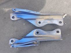 Крепление капота. Subaru Impreza WRX STI, GD, GDB