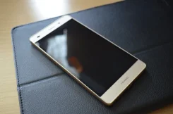 Huawei P8 Lite. �/� ����
