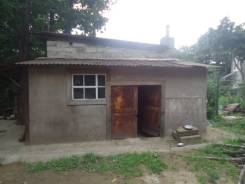 Сдаётся бокс в районе Чайки (Пригород). Улица Мусоргского 63, р-н Чайка, 36 кв. м., цена указана за все помещение в месяц. Дом снаружи