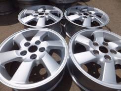Daihatsu. 6.0x16, 5x114.30, ET50, ЦО 68,0 мм.