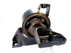 Подушка двигателя. Mazda Premacy, CP8W, CPEW Mazda Ford Ixion, CP8WF Mazda Familia, BJ5P, YR46U15, ZR16U65, BJFW, YR46U35, ZR16U85, ZR16UX5, BJFP, BJE...