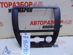 Рамка магнитолы Volkswagen Jetta