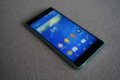 Sony Xperia Z3 Compact. �/�