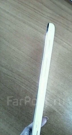 Samsung Galaxy Tab 4 ����