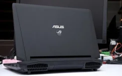 Asus ROG G750JH. 18.3", 2,9����, ��� 8 ��, ���� 2 000���, WiFi: 1, Bluetooth: 1, ����������� �� 10��. ����