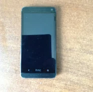 HTC One M7. �/�
