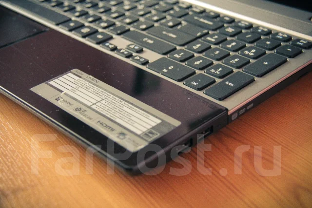Acer Aspire V3-551G-10466G75Makk. 15.6", 2 300����, ��� 4 ��, ���� 500���, WiFi: 1, Bluetooth: 1, ����������� �� 4��. ����