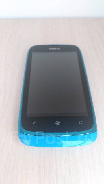 nokia lumia 800 не включается