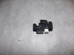 Кнопка стеклоподъемника. Toyota Vista Ardeo, SV55, SV55G