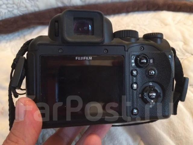 Fujifilm FinePix S200EXR. 10 - 14.9 ��, ���: 14� � ����� ����