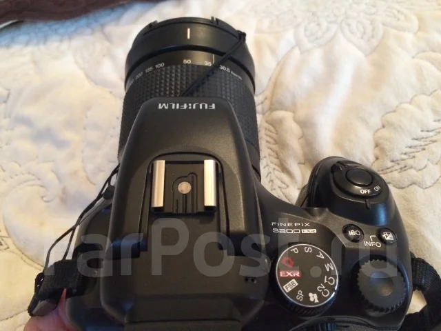 Fujifilm FinePix S200EXR. 10 - 14.9 ��, ���: 14� � ����� ����