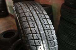 Bridgestone Blizzak Revo1. Зимние, без шипов, износ: 10%, 2 шт