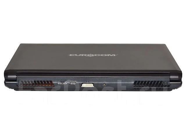 DNS Extreme. 15.6", ��� 8 ��, ���� 500���, WiFi: 1, Bluetooth: 1, ����������� �� 4��. ����