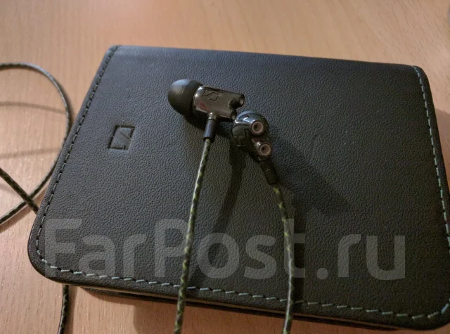 Sennheiser IE 800 ����