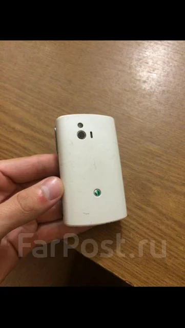 Sony Ericsson Xperia mini ����
