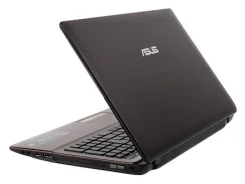 Asus K53E. 15.6", 1 066����, ��� 4 ��, ���� 500���, WiFi, Bluetooth, ����������� �� 1��. ����