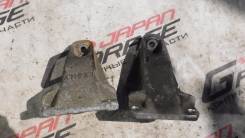Крепление двигателя. Toyota: Crown, Crown Majesta, Supra, Cresta, Verossa, Mark II Wagon Blit, Mark II, Soarer, Chaser Двигатель 1JZGTE