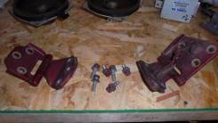 Крепление двери багажника. Mitsubishi Pajero iO, H67W, H77W, H66W, H76W, H61W, H72W, H62W, H71W Mitsubishi Pajero Pinin Mitsubishi Pajero Mini, H58A Д...