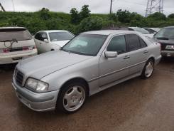 Mercedes-Benz W202. W202, M111