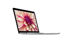 Apple Macbook Pro 15 Retina. 15.4", 3,7����, ��� 8 ��, WiFi, Bluetooth, ����������� �� 8��. ����