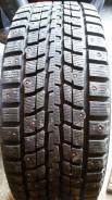 Dunlop SP Winter ICE 01. Зимние, шипованные, 2012 год, износ: 10%, 2 шт