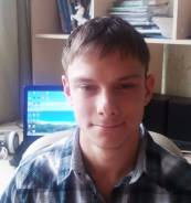 Официант. Незаконченное высшее образование (студент)