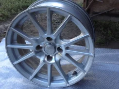 AVS Model 6. x15", 4x100 ����