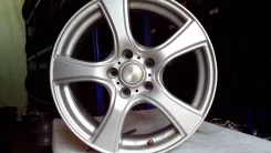 Violento. 7.0x17", 5x114.3, ET38, �� 60���. ����