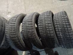 Bridgestone Blizzak Revo2. Зимние, 2006 год, износ: 10%, 4 шт