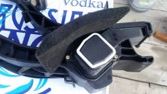 Датчик с педали газа. Mercedes-Benz: CLK-Class, SLK-Class, CLC-Class, E-Class, CLS-Class, C-Class, W203 Двигатели: M112E26, M112E32, M113E50, M113E55...