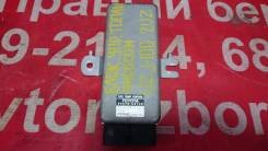Блок управления топливным насосом Toyota LAND Cruiser UZJ100, 2UZFE 8957060130