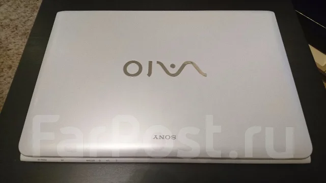 Sony VAIO SVE1712S1R. 17.3", 2,4����, ��� 4 ��, ���� 640���, WiFi: 1, Bluetooth: 1, ����������� �� 2��. ����
