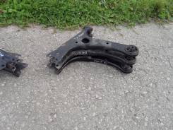 Рычаг подвески. Toyota Wish, ZNE10 Двигатель 1ZZFE