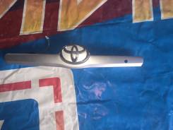 Накладка крышки багажника. Toyota Camry, ACV40, AHV40, GSV40, ACV45 Двигатели: 2GRFE, 2AZFE, 2AZFXE