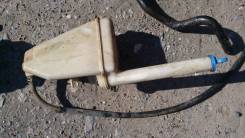 Бачок стеклоомывателя. Mazda 626 Mazda 323 BMW 5-Series, E34, E39 Mitsubishi Galant, E34A, E39A Kia Rio