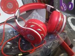 Beats Solo HD ����