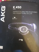 AKG ����
