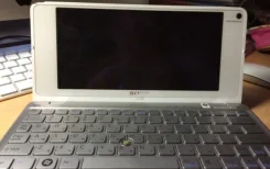 Sony VAIO VGN-P21ZR. 8", 1,2����, ��� 2048 ��, ���� 80���, WiFi, Bluetooth, ����������� �� 2��.